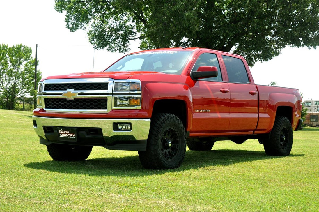 2014_chevy_gmc_2_5_in_suspension_lift_2_mini.jpg