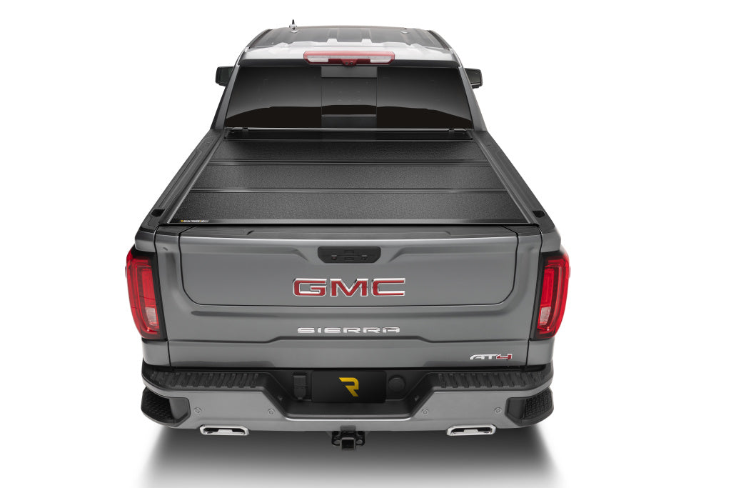 BAKFlipF1_21GMC_Sierra_RearHeadOn_Closed_RT.jpg
