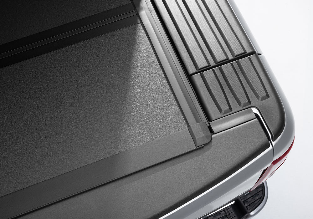 BAK_BAKFlip_MX4_22Ram1500_Detail_Texture_06.jpg
