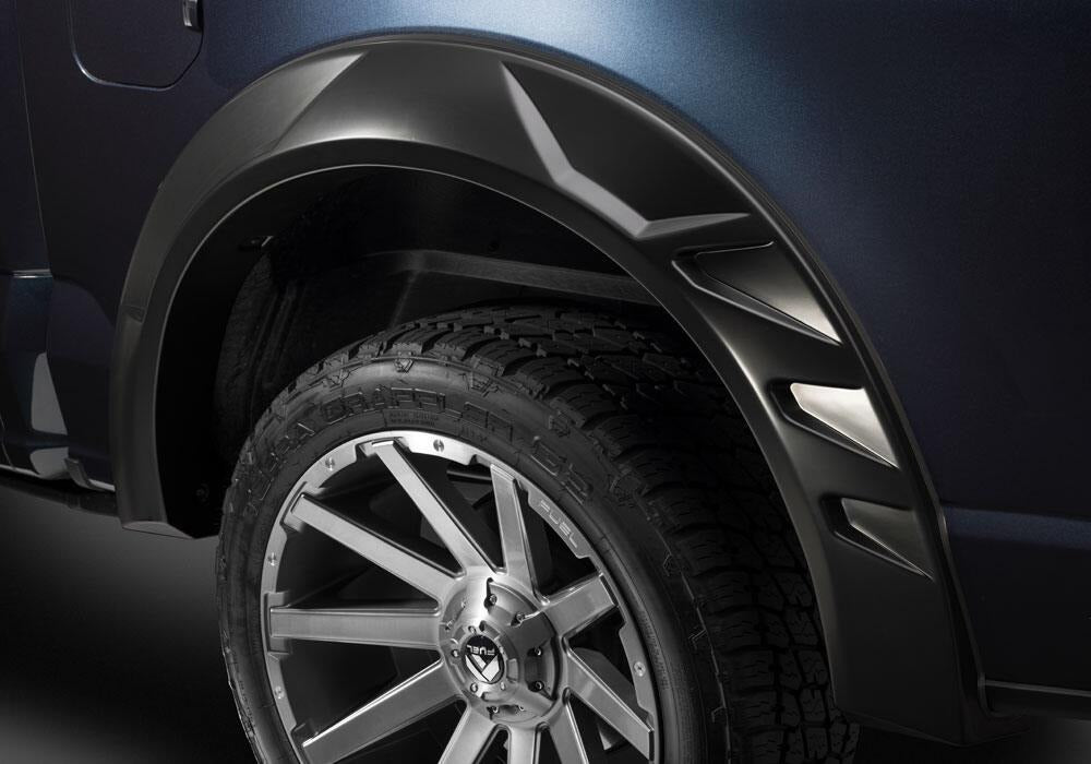 BWRBushwacker_DRT_FenderFlares_BlueF150_RCU_20972-02.jpg