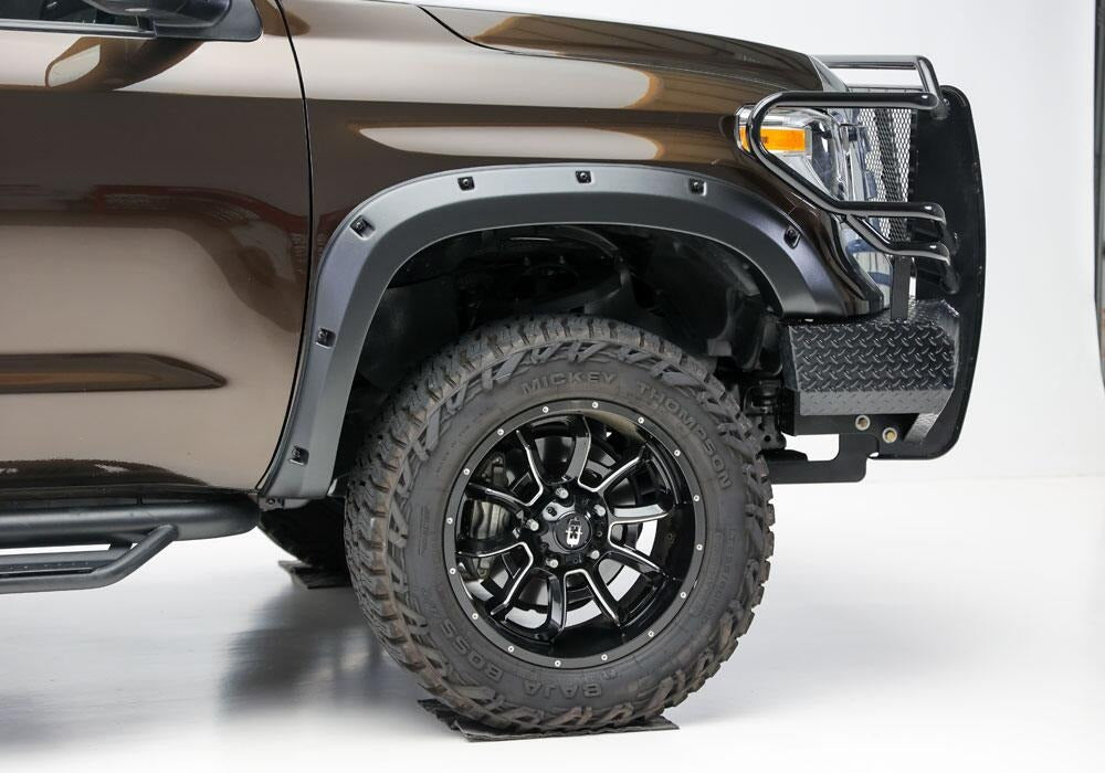 BWRBushwacker_ForgeStyle4pc_ToyotaTundra_FCU_38607-08.jpg