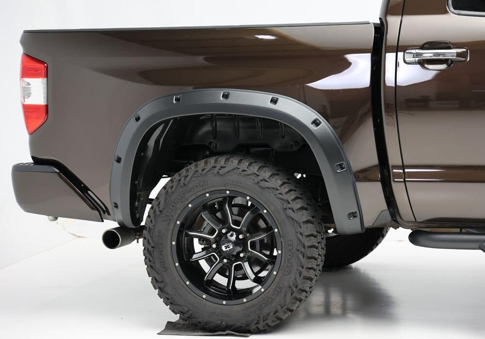 BWRBushwacker_ForgeStyle4pc_ToyotaTundra_RCU_38607-08.jpg