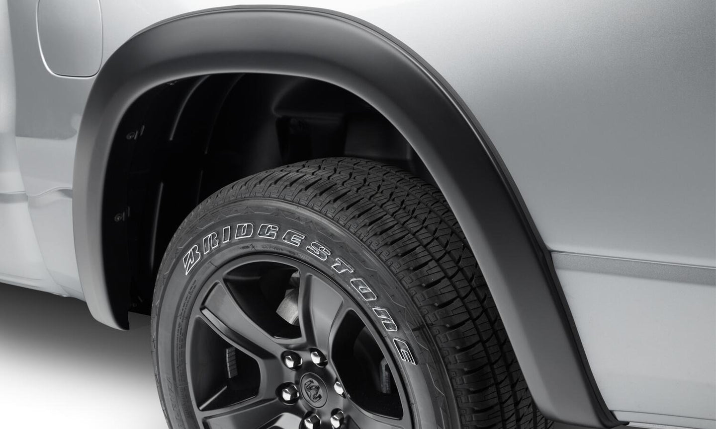 BWRbw_OEStyle_flare_21Ram1500_Rear_50928-02.jpg
