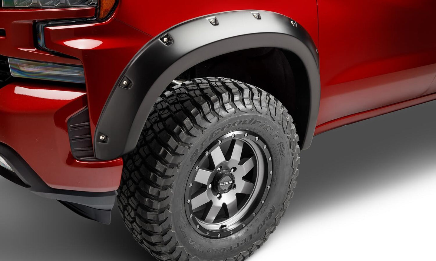 BWRbw_PocketStyle_flare_19-21ChevSilv1500_front_40927-02.jpg