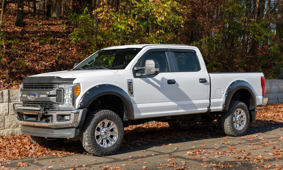 BWRbw_pocketStyleFlares_2017F250_3qtr_v1_20942-02.jpg