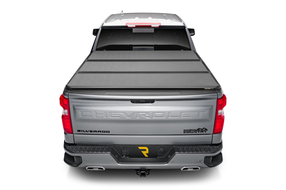 EX_Solid_Fold_ALX_22-Silverado_Rear_01_RT.jpg