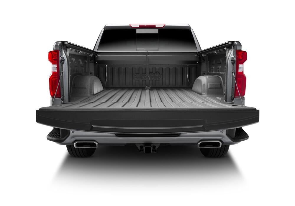 RNLRNL_A-Series_Chevrolet_Silverado1500_HighCountry_Gray_Rear_04_OpenTlgt.jpg