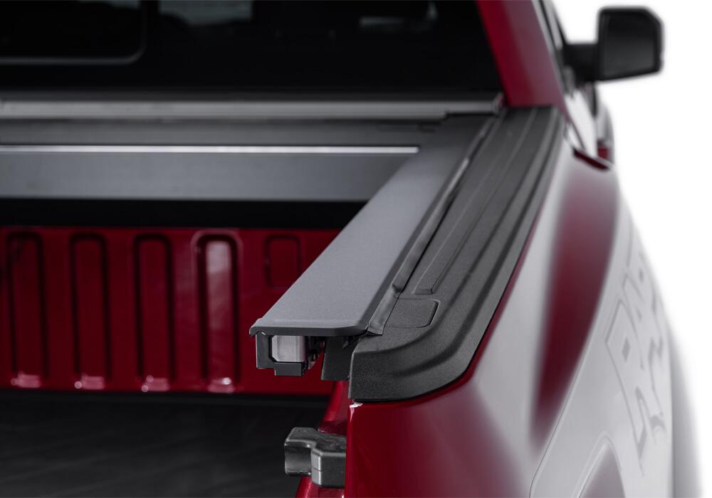 RNL_M-Series_17Ford-Raptor_Details_01Rail.jpg