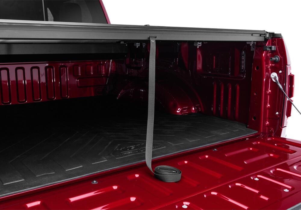 RNL_M-Series_17Ford-Raptor_Details_04Pull-Strap.jpg