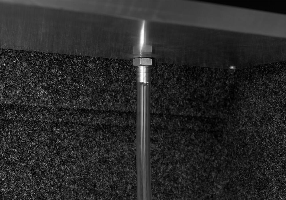 RNL_M-Series_20GMC-Sierra_Details_05_DrainTube.jpg