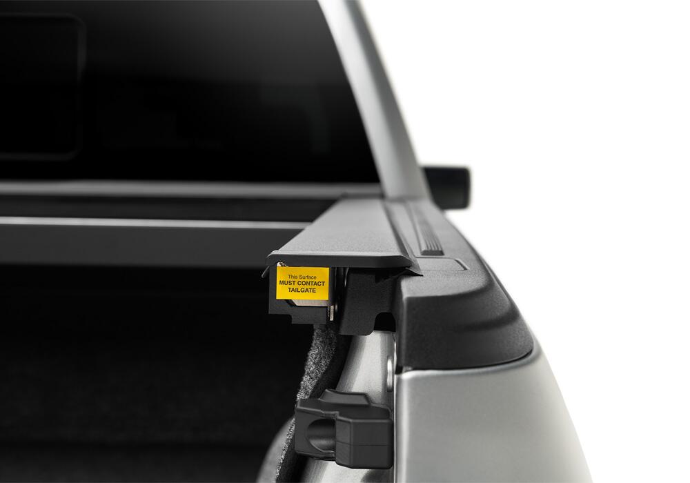 RNL_M-Series_21Ford-F150_Details_05Rail.jpg