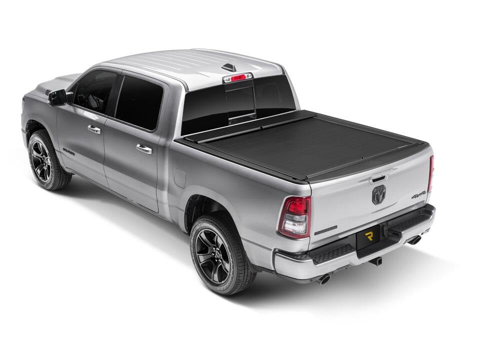 RNLroll-n-lock-a-series-2019-ram-1500-silver-studio-07.jpg