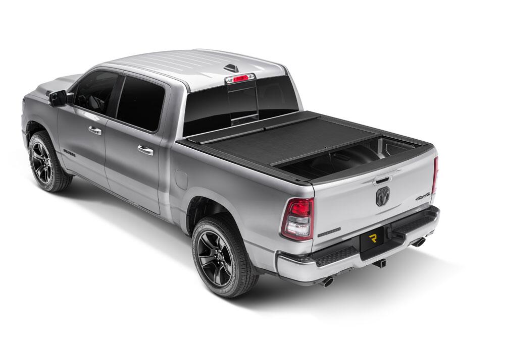 RNLroll-n-lock-m-series-2019-ram-1500-silver-studio-08.jpg