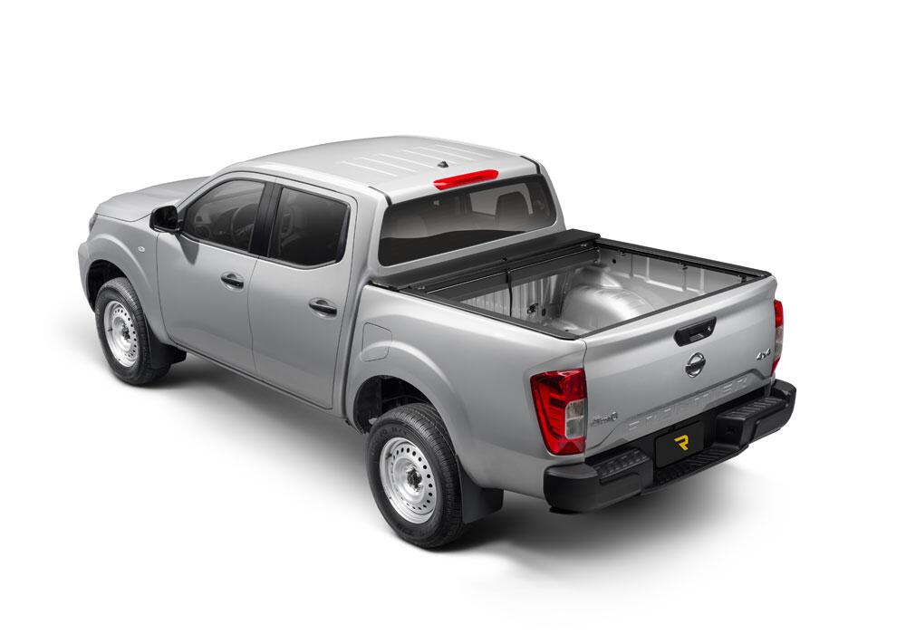 RNLroll-n-lock-m-series-2022-nissan-frontier-silver-studio-06.jpg