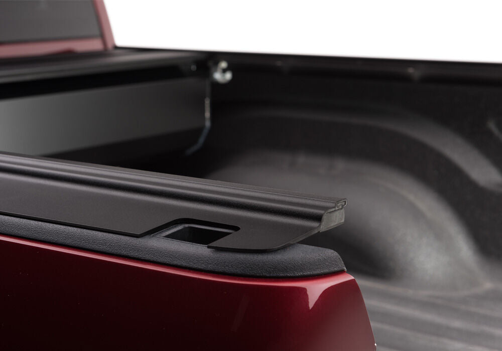 RX_OneMX_Dodge-Ram_Red_Details_04Rail-pocket.jpg