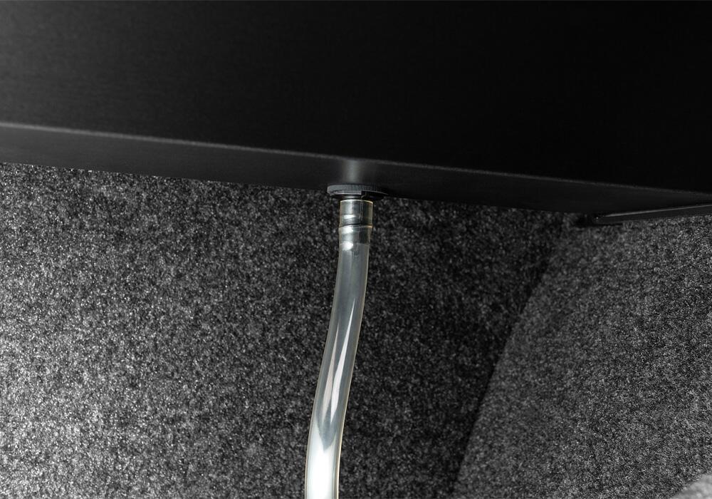 RX_ProMX_21Ford-F150_Details_01DrainTube.jpg