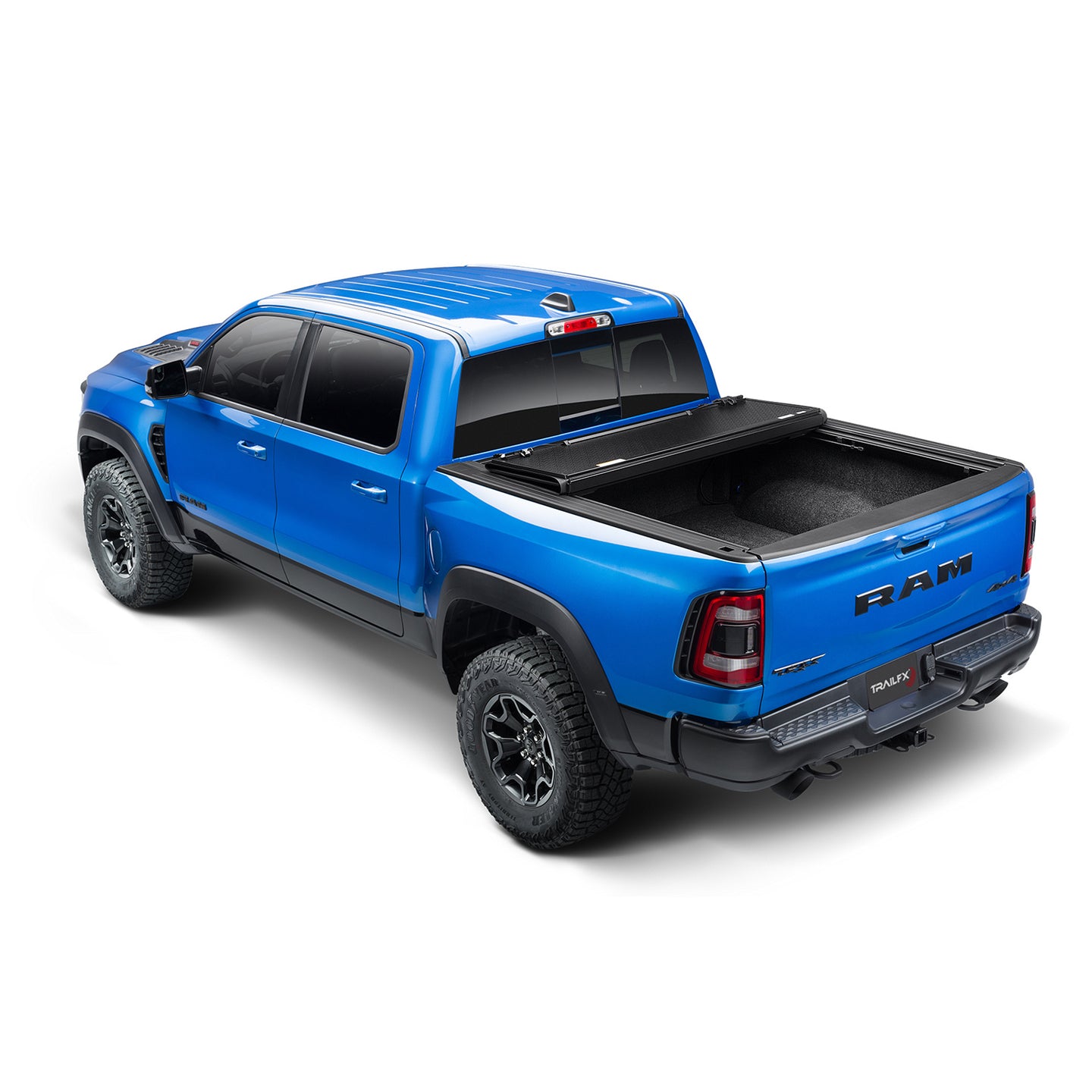 T8N_TFX8012_HF3 TONNEAU COVER_B2C_2.jpg