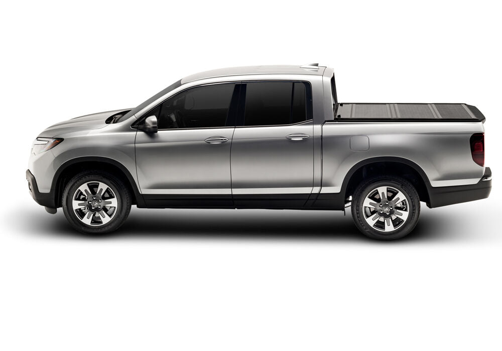 UC_Flex_2017_HondaRidgeline_ProfileClosed_01_H.jpg