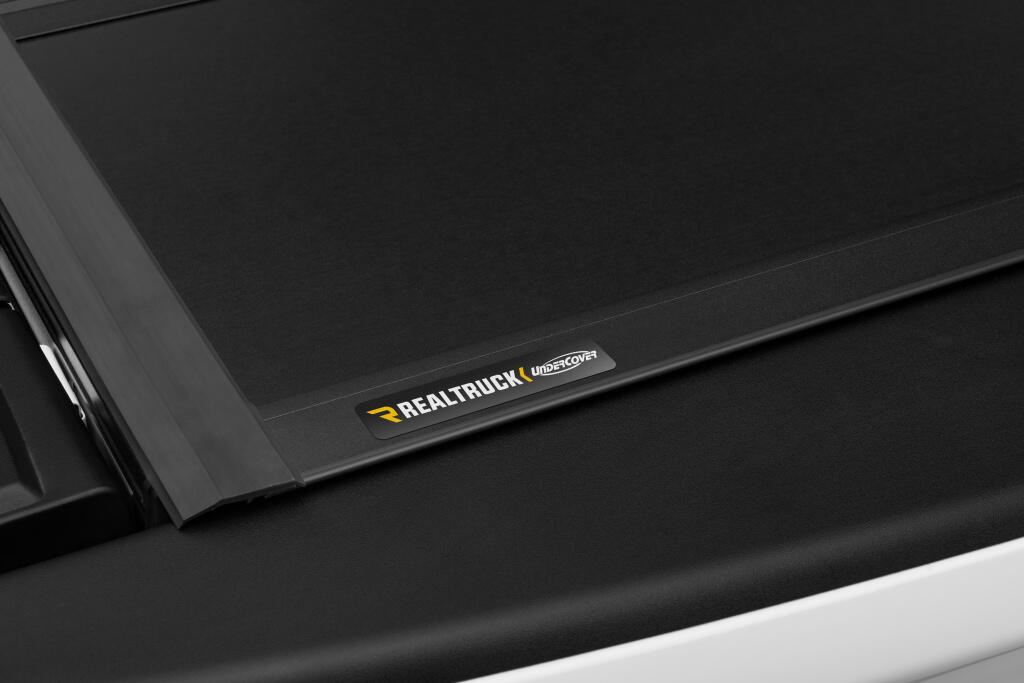 UC_UltraFlex_19Rambox_Details_01Badge_RT.jpg
