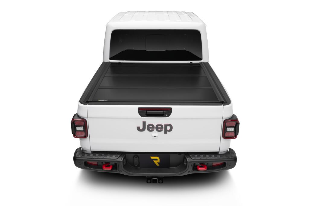 UC_UltraFlex_Jeep-Gladiator_Rear_01Closed_RT.jpg