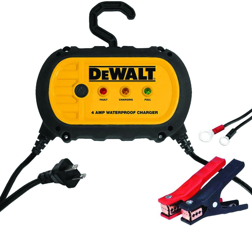 Dewalt DXAEWPC4-CA - 4A Waterproof Charger & Maintainer