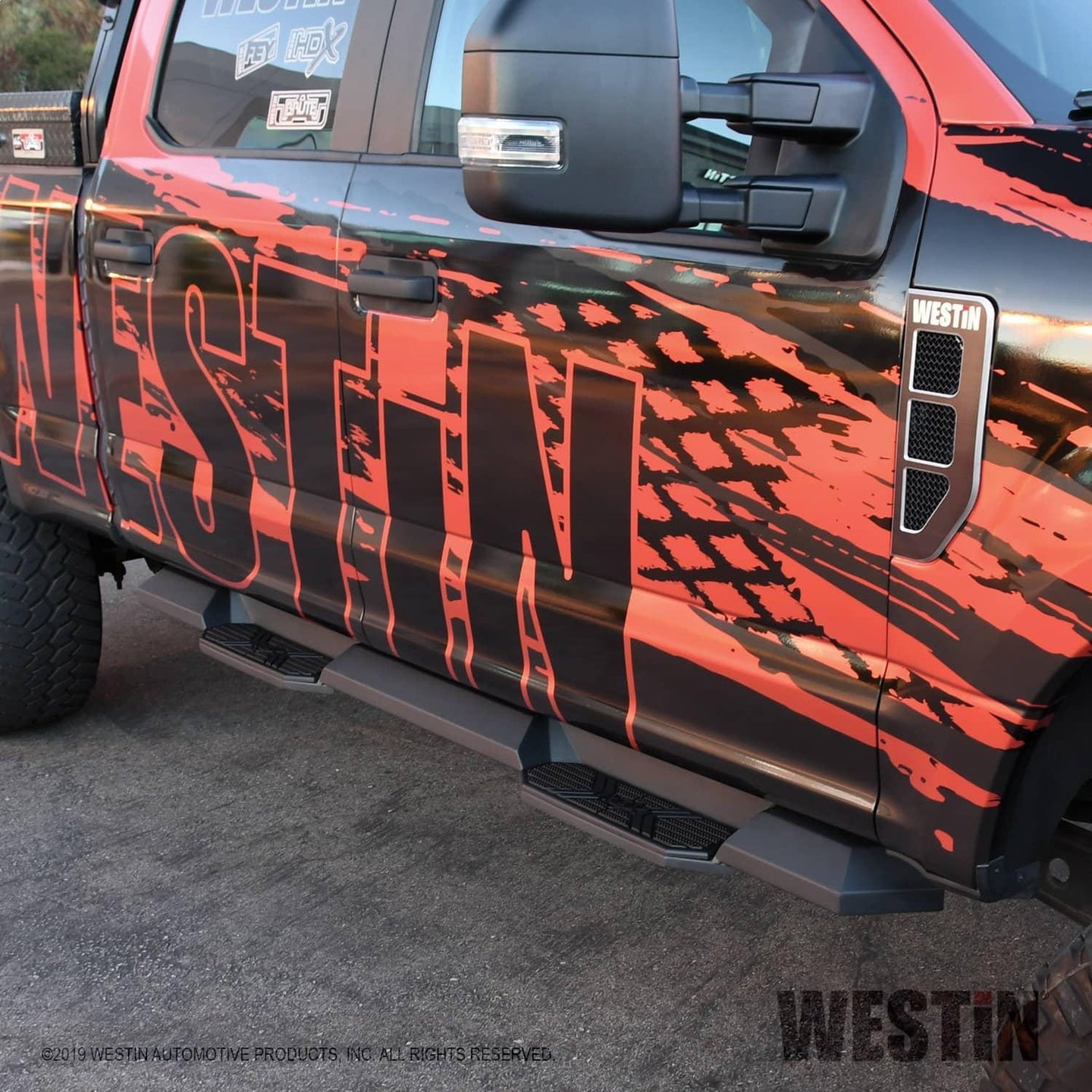 WES-56-23945_04.jpg