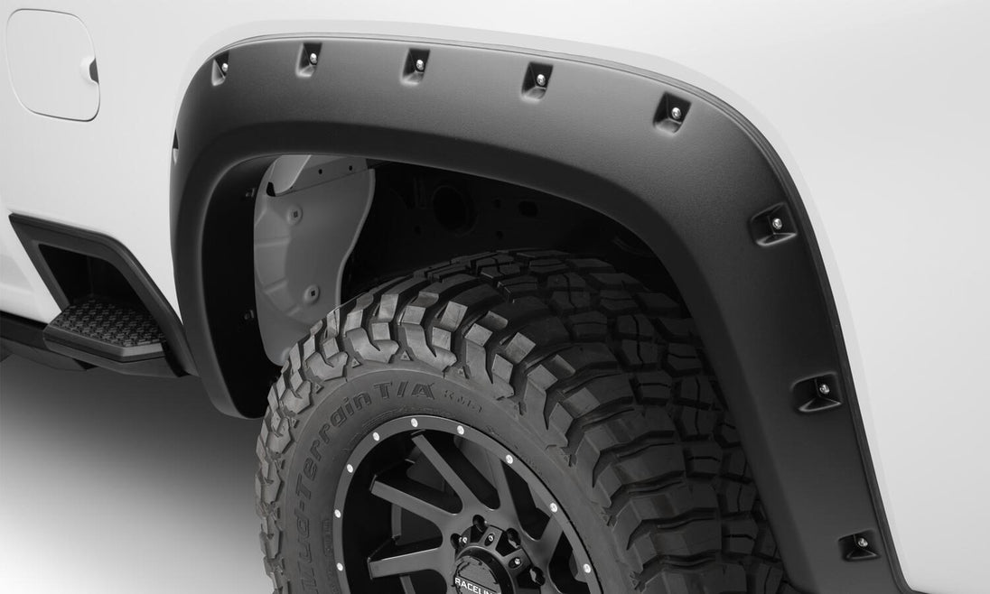 bwrbw_forgeflare_22chevSilvhd_rear_48146-08.jpg