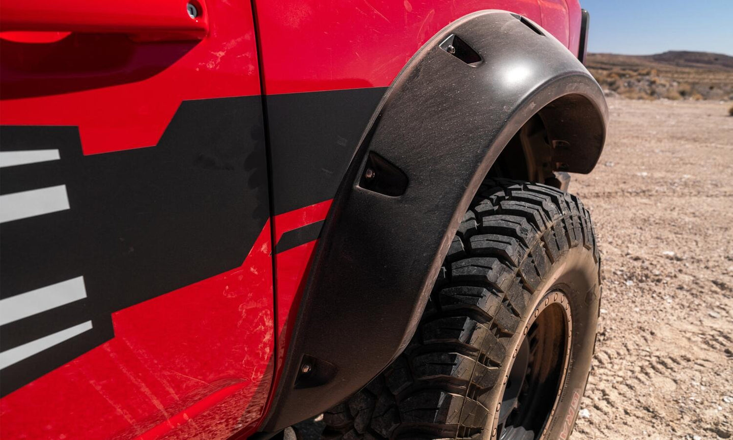 bwrbwr_pocket_flares_4pc_bronco_lifestyle_close_20960-02.jpg