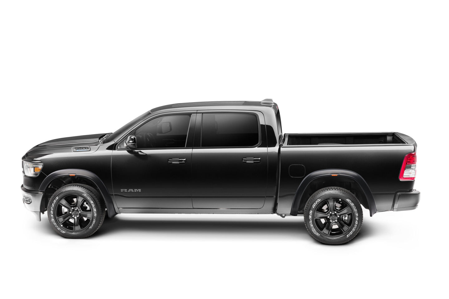 husky-rvl-fender-flare-2023-ram-1500-2805939_side.jpg