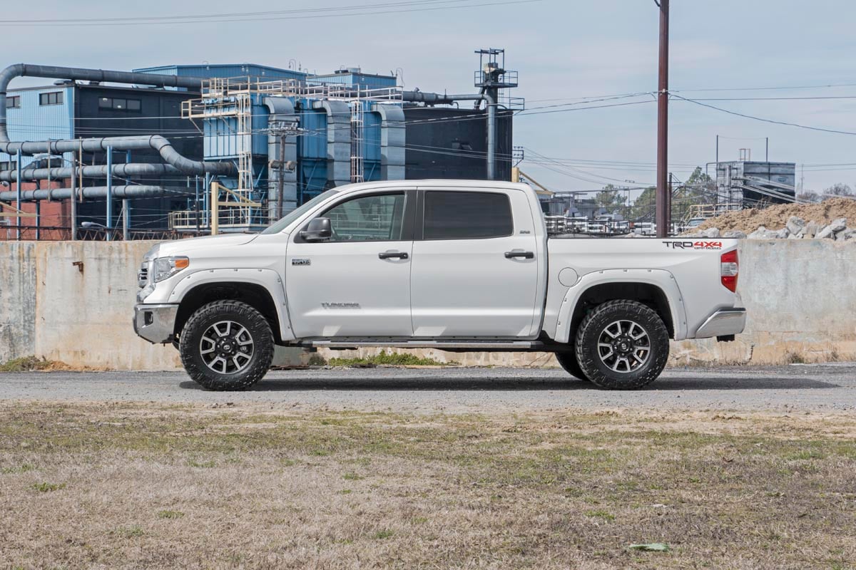 2.5-3 Inch Leveling Kit | Toyota Tundra 2WD/4WD (2007-2021)