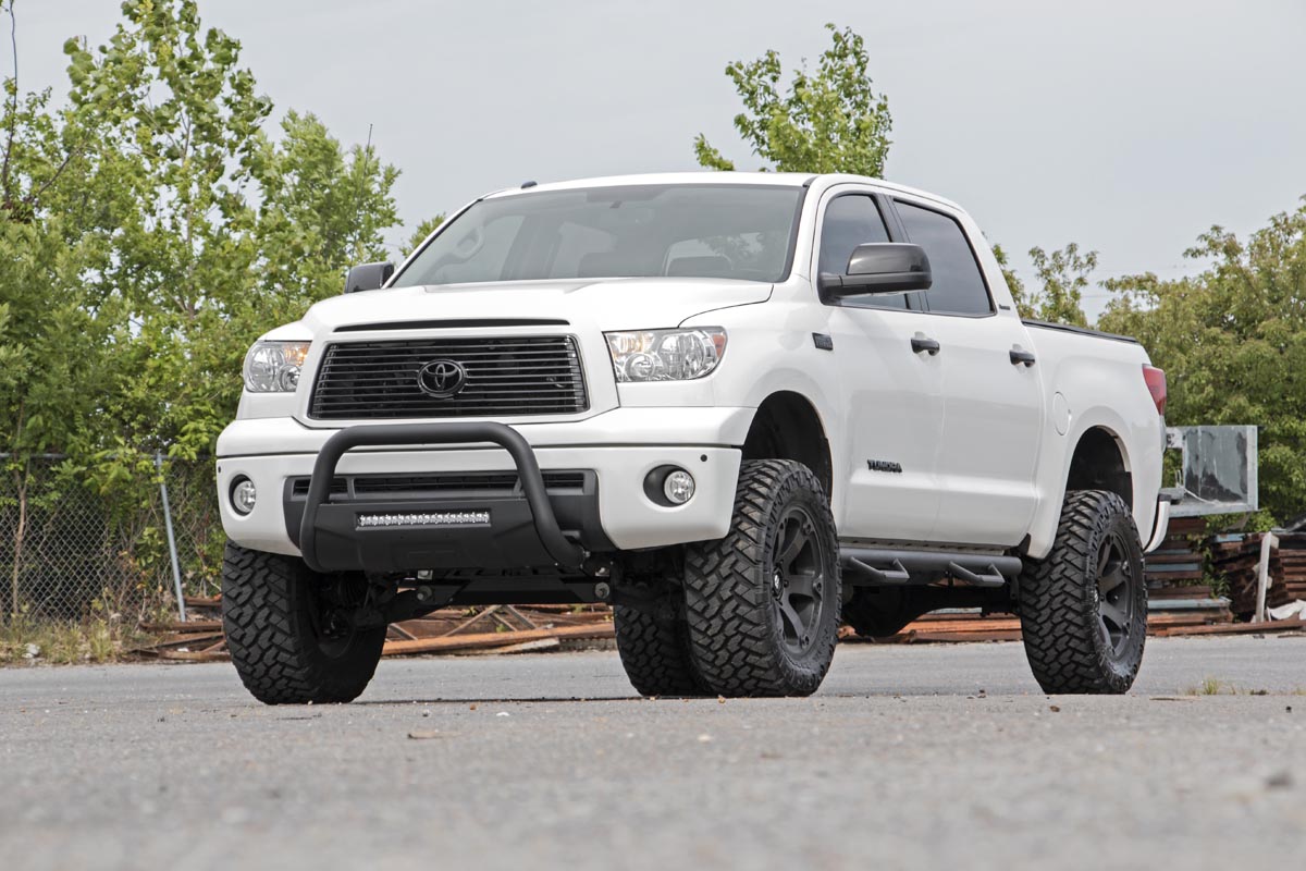 toyota-tundra-2012-fdlow-outdoors.jpg